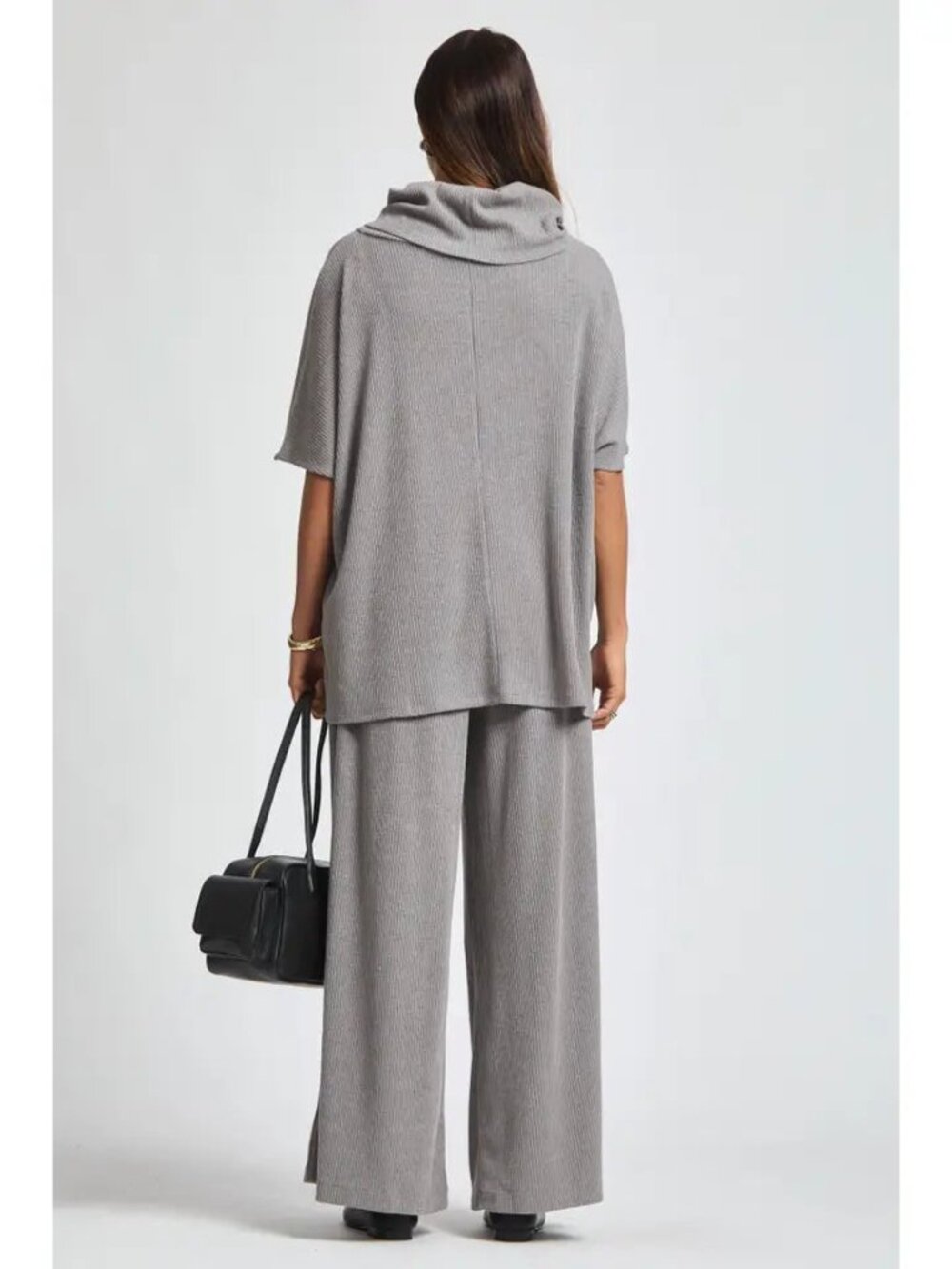 Dear Scarlett Relaxed Wide Leg Grey Joggers Medium Large New Nwt - Picture 2 of 4